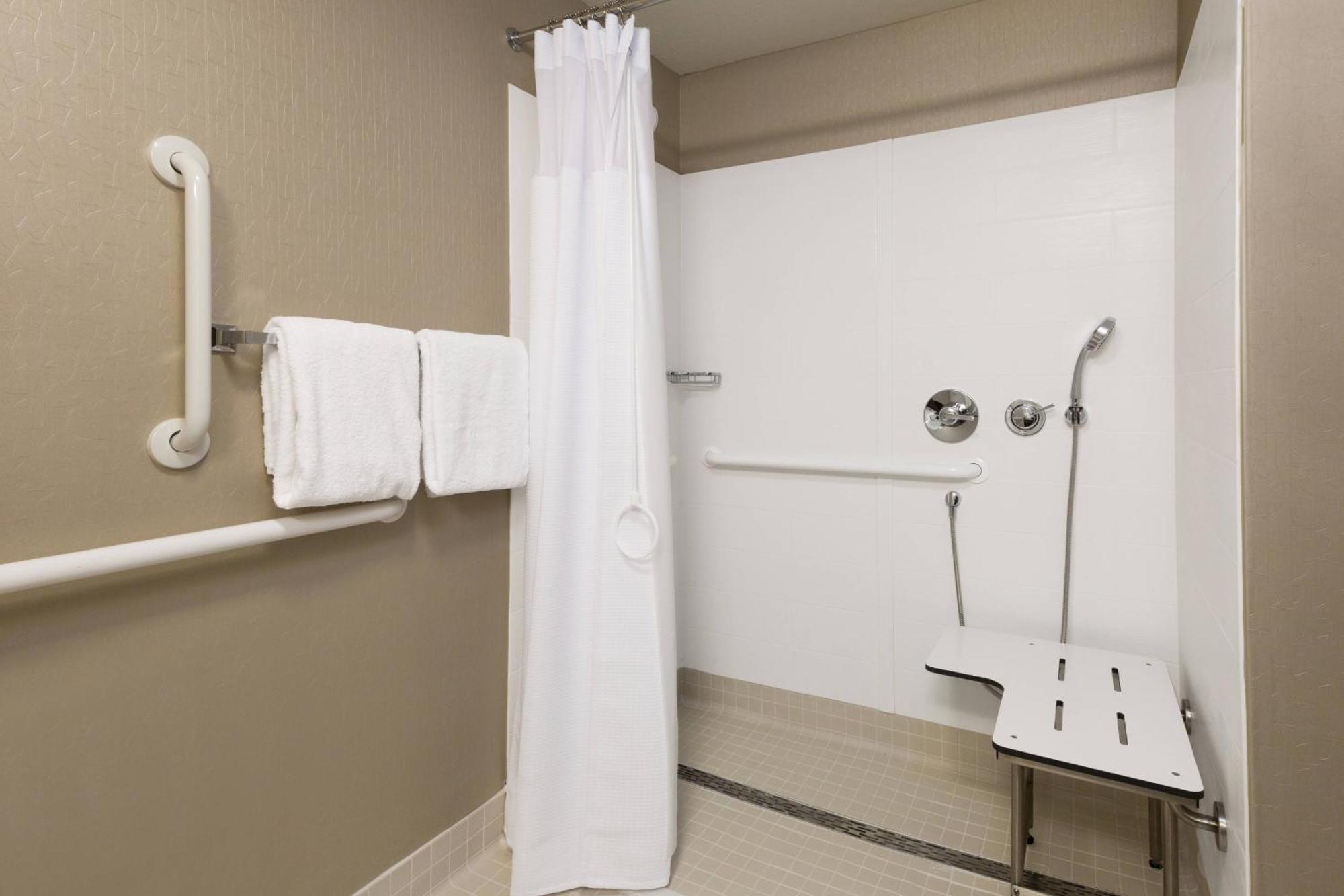 Springhill Hurstbourne/north Hotel