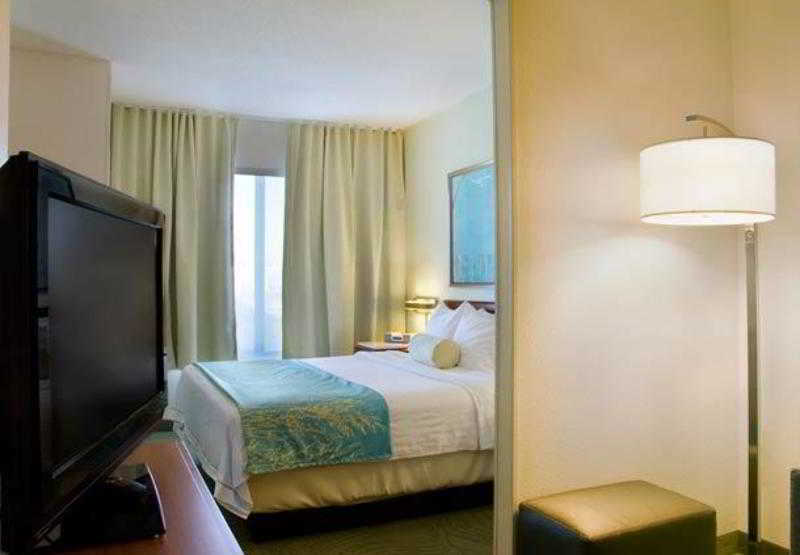 Springhill Hurstbourne/north 3*
